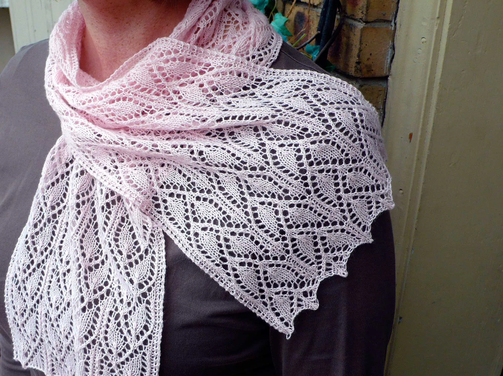 Campanula Scarf <br/><small>knitting pattern</small>