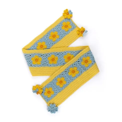 Free Crochet Flower Power Scarf Pattern