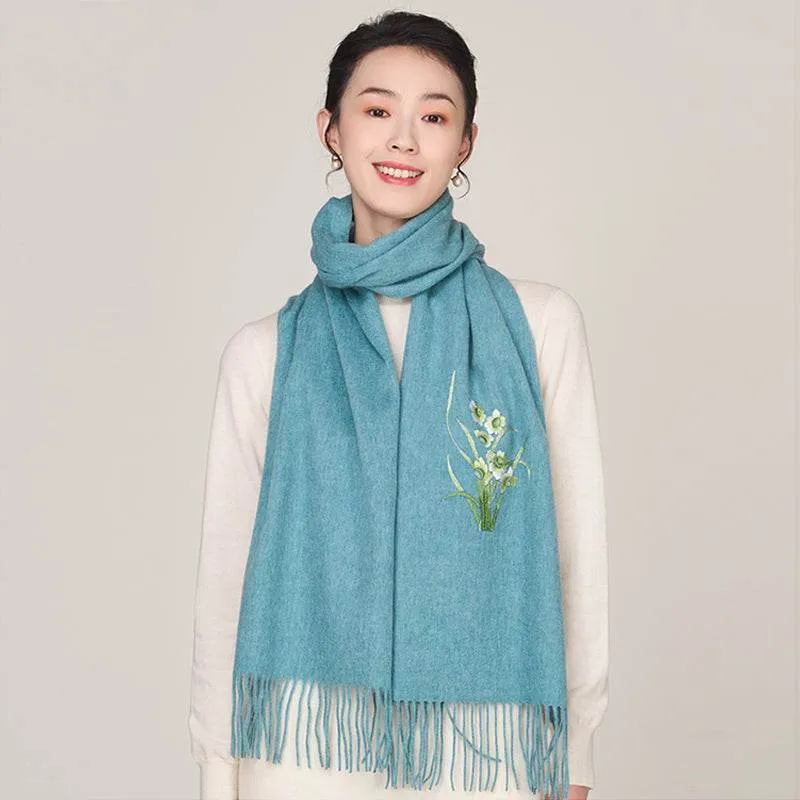 Handmade Suzhou Embroidery Wool Cashmere Scarf with Narcissus Flower 200x38cm