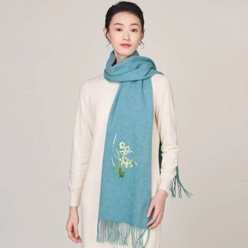 Handmade Suzhou Embroidery Wool Cashmere Scarf with Narcissus Flower 200x38cm