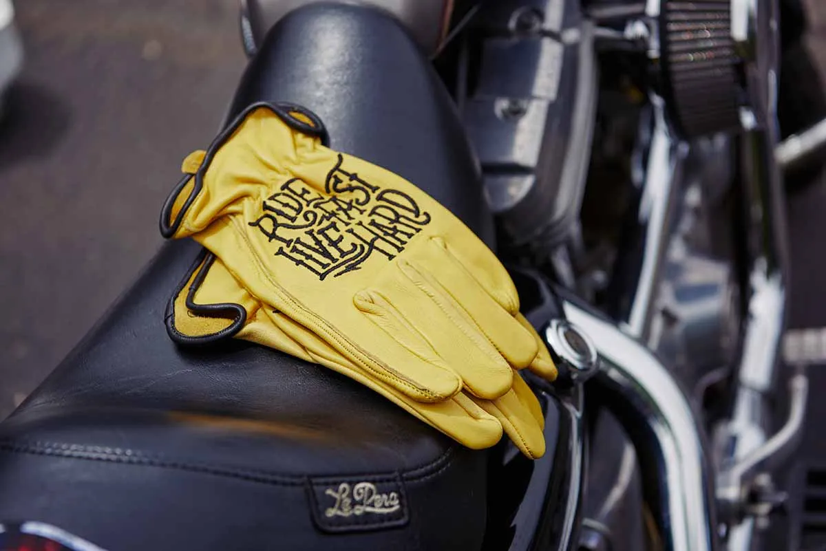 Hot Leathers GVD2001 Uni-Sex Gold 'Bolt' Deer Skin Leather Gloves