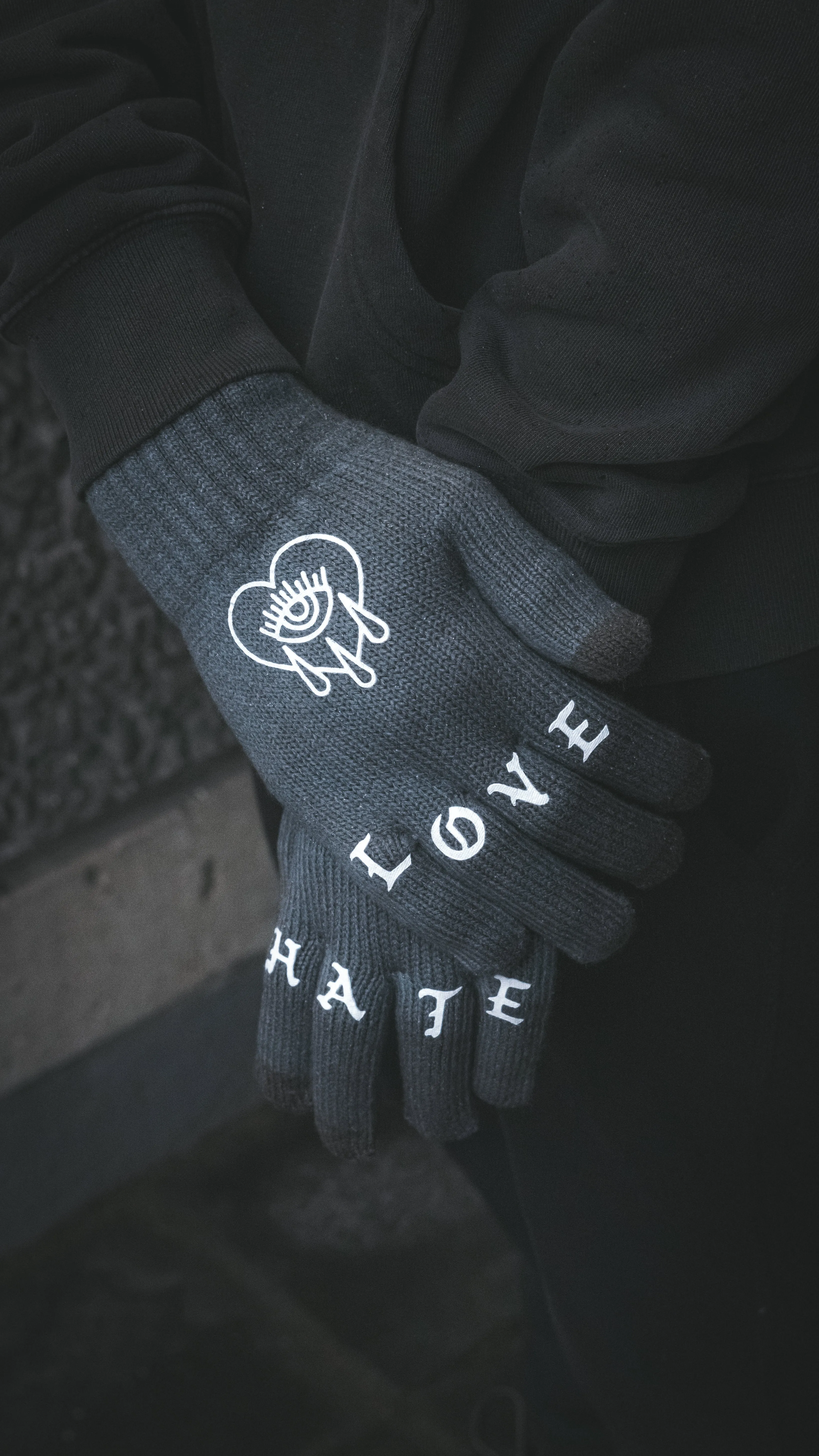 Love Hate Tattoo Gloves – Charcoal Grey