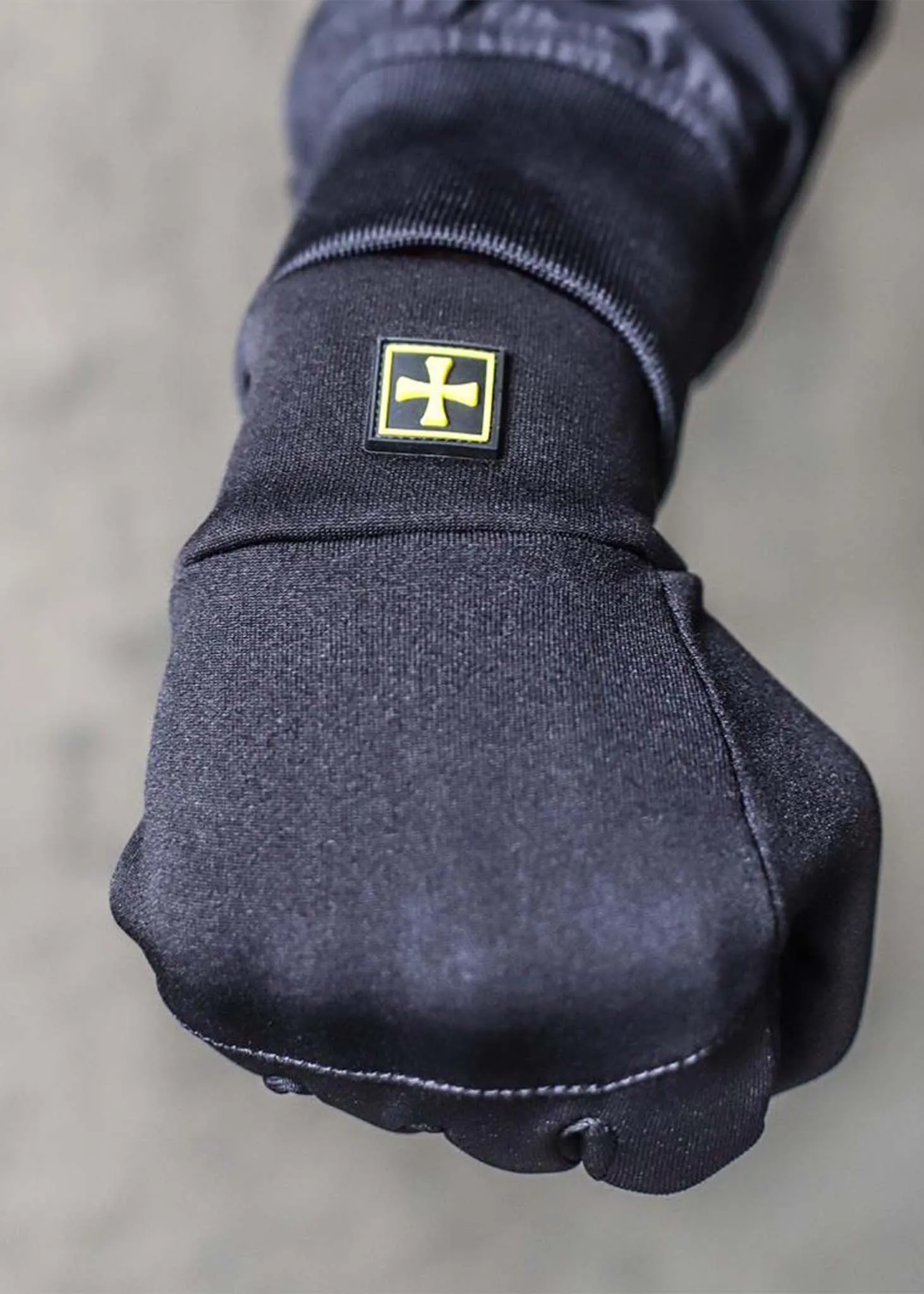 Tech gloves - black